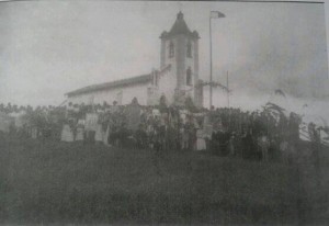 Foto tirada em 1919 na inauguração da Capela de São José contruída Por José Schunk e Venâncio Poletti e inaugurada pelo arcebispo D. Duarte Leopoldo e Silva