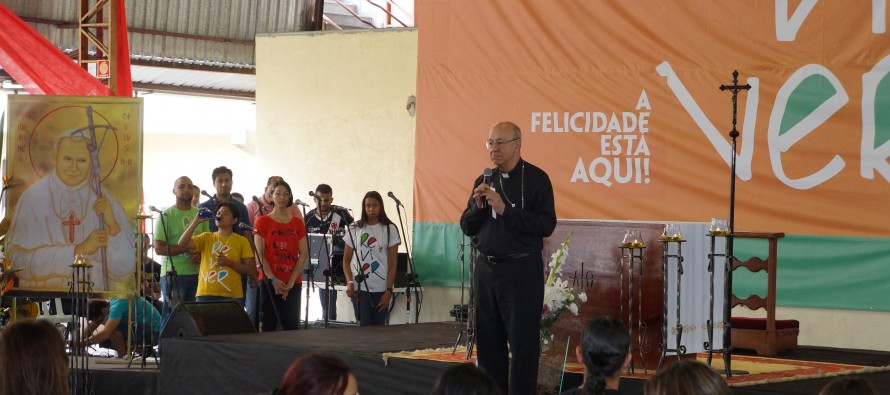 Dom Fernando A. Figueiredo, OFM no Reviver 2015, evento da Comunidade Shalom