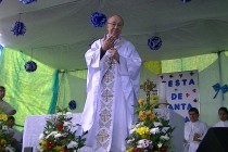 Dom Fernando celebra o dia da padroeira na Paróquia Santa Rita de Cássia (Pedreira)
