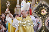 Catedral de Santo Amaro recebe relíquia de São João Paulo II
