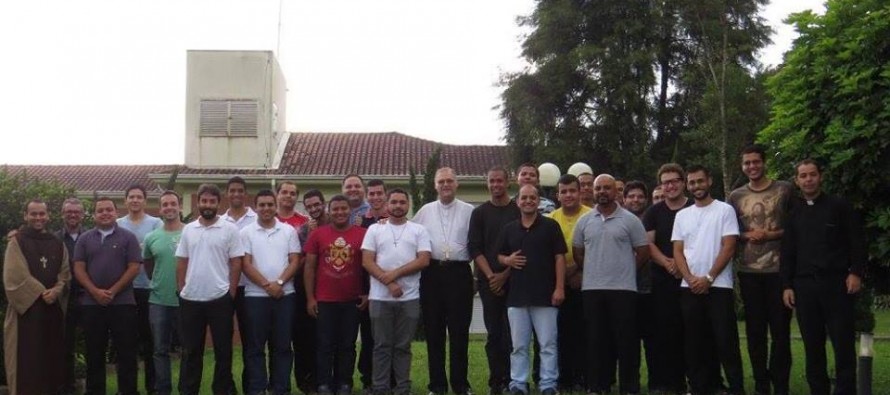 Seminaristas diocesanos começam o ano em Retiro Espiritual