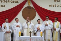 Dom José Negri celebra missa com os Irmãos e Padres Salvistas