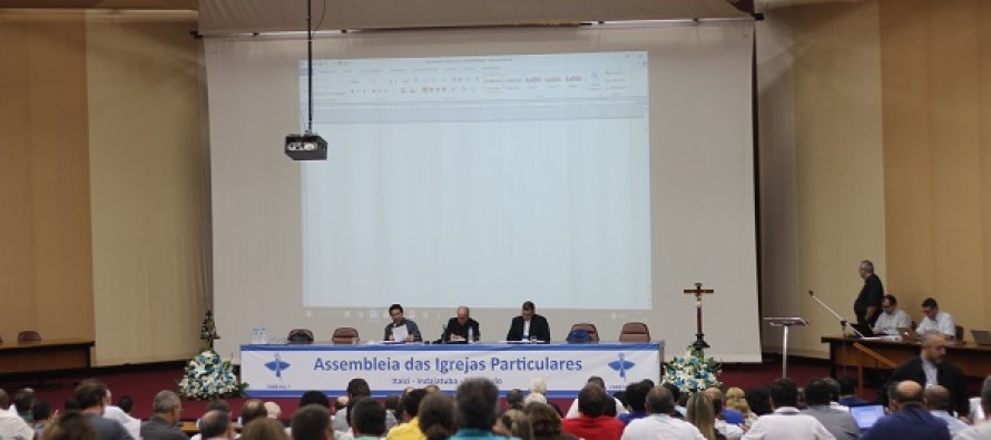 Dom José Negri e padres diocesanos participam da 38ª Assembleia das Igrejas Particulares (AIP)