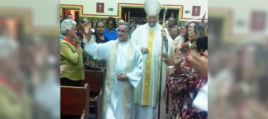 Padre Geraldo Magela toma posse na Paróquia São Jorge