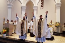 Bispo diocesano ordena dois novos presbíteros no Santuário Nossa Senhora de Fátima