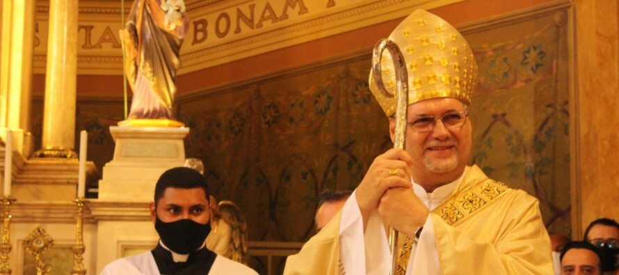 Dom José Negri, PIME celebra 15 anos de vida episcopal