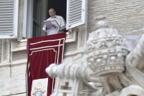 O Papa no Regina Coeli: não existe um cristianismo à distância