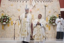 Missa da posse canônica Padre Fabrício Mendonça na Paróquia Cristo Ressuscitado