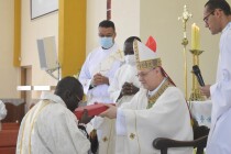 Dom José Negri celebra Ordenação Diaconal do Ambrose, missionário da Consolata