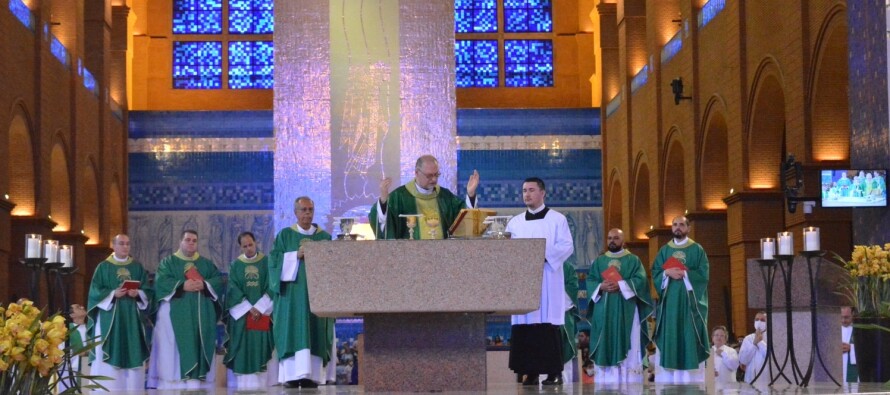 Diocese de Santo Amaro se reúne no Santuário de Aparecida para celebrar os 33 anos de fundação