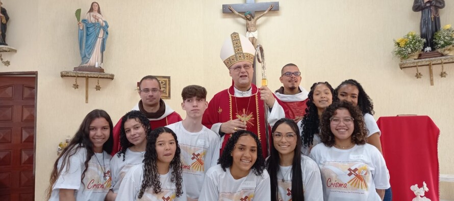 Crismas na Paróquia Santa Amélia | Setor Pedreira