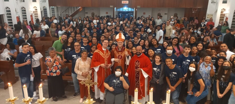 Crismas Paróquia Bom Pastor e N. S. de Lourdes | Setor Jordanópolis