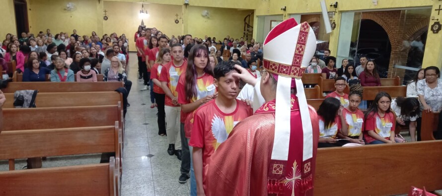 Crismas Paróquia Santa Rita de Cássia | Setor Pedreira