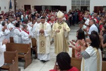 Santa Missa de Posse Canônica do Pe. Rubens na Paróquia N. S. Rainha dos Apóstolos no Setor Pedreira!