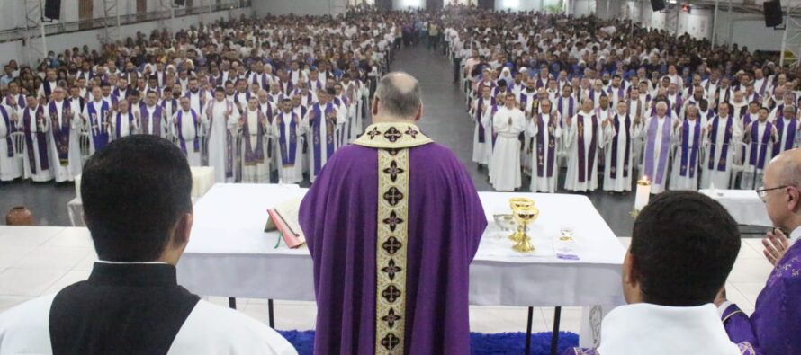 Dom José Negri, Bispo Diocesano, preside Santa Missa de abertura do ano Pastoral com a temática do 3º Ano Vocacional