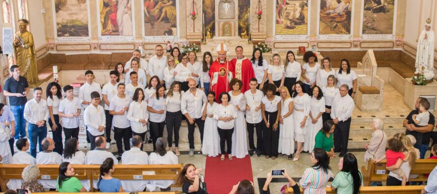 Crismas Paróquia São Pedro Apóstolo | Setor Sabará