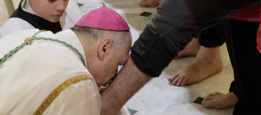 Quinta-feira Santa: Celebração do Lava-pés na Catedral de Santo Amaro, Abade