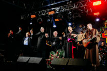 Jubileu de Dom José Negri reúne 60 mil pessoas no Santuário Mãe de Deus em celebração vocacional e de gratidão